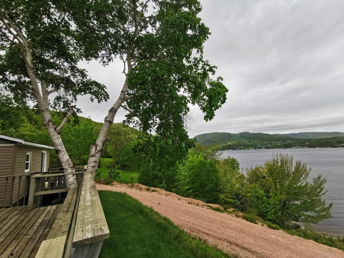 Knotty Pine Cottages, Suites & Motel Rooms Ingonish Eksteriør billede